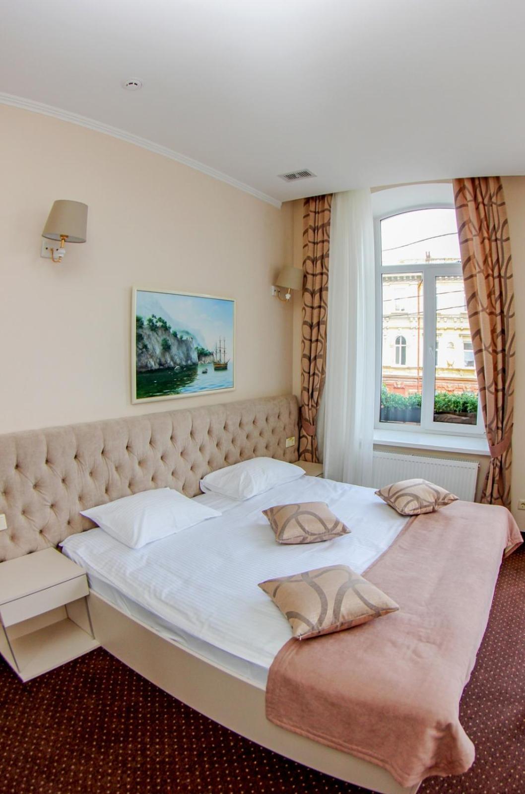 Hotel 52 Odesa Exterior photo