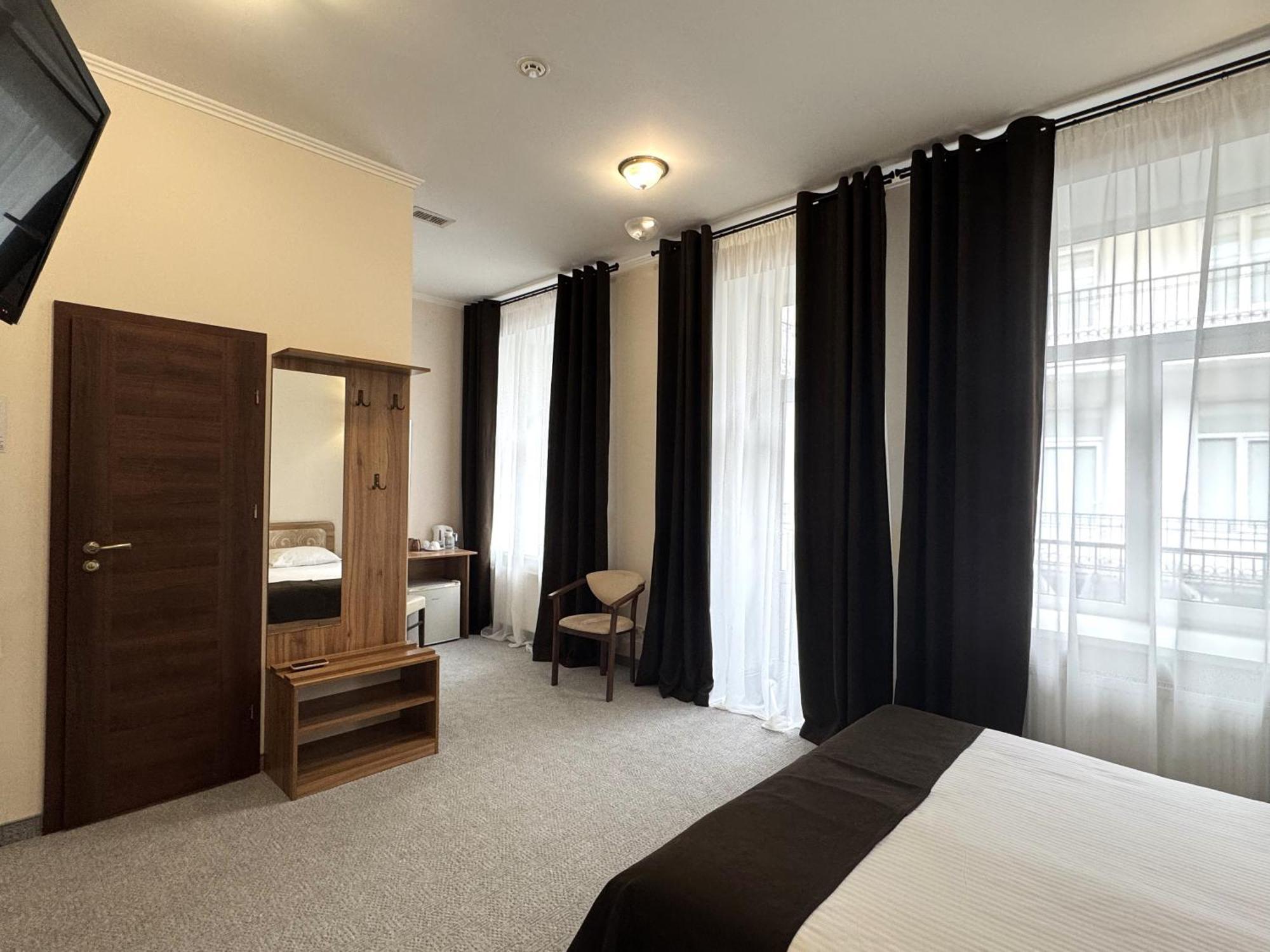 Hotel 52 Odesa Exterior photo