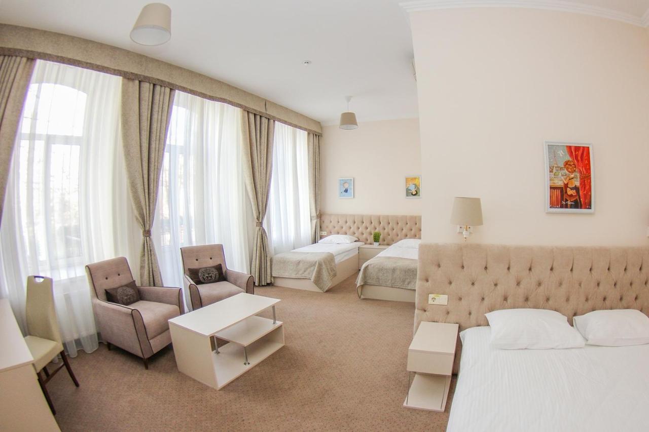 Hotel 52 Odesa Exterior photo